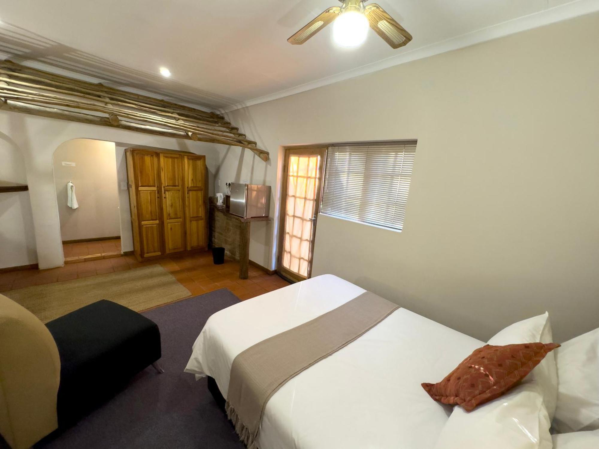 Centurion Guest House And Lodge Ngoại thất bức ảnh