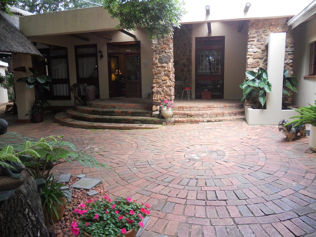 Centurion Guest House And Lodge Ngoại thất bức ảnh