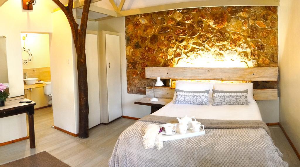 Centurion Guest House And Lodge Ngoại thất bức ảnh